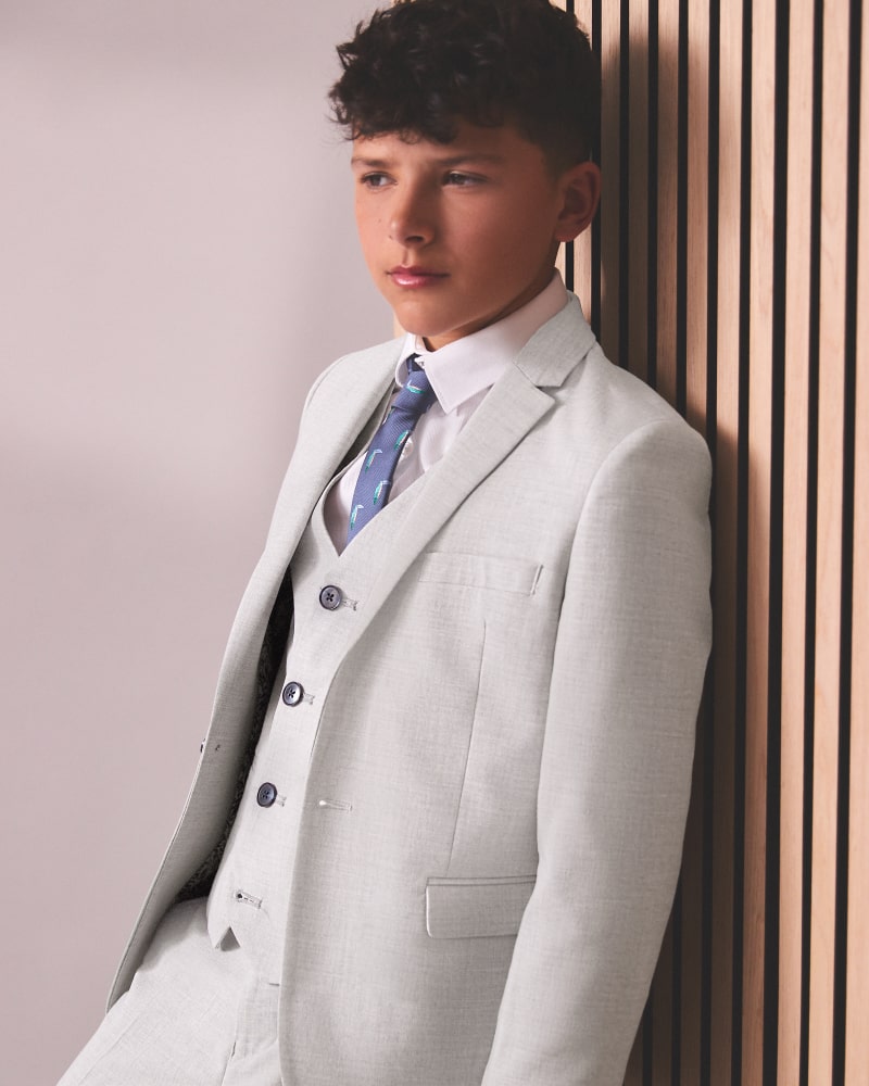 BOYS' COMMUNION