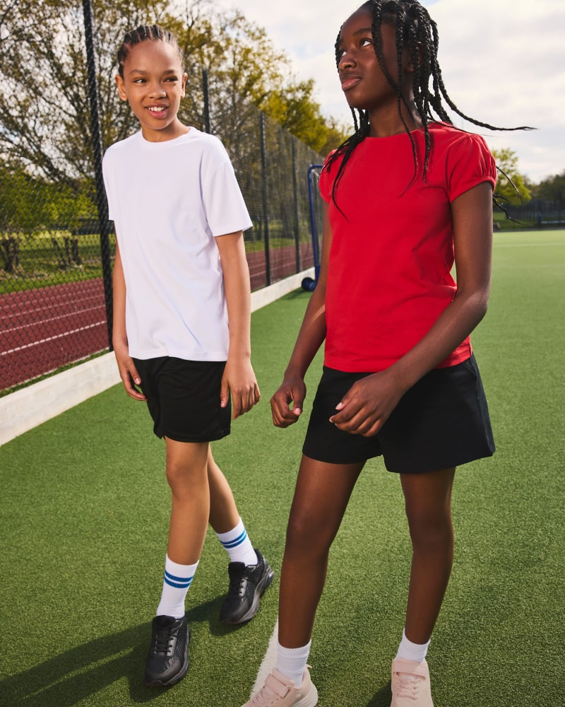 SPORTSWEAR