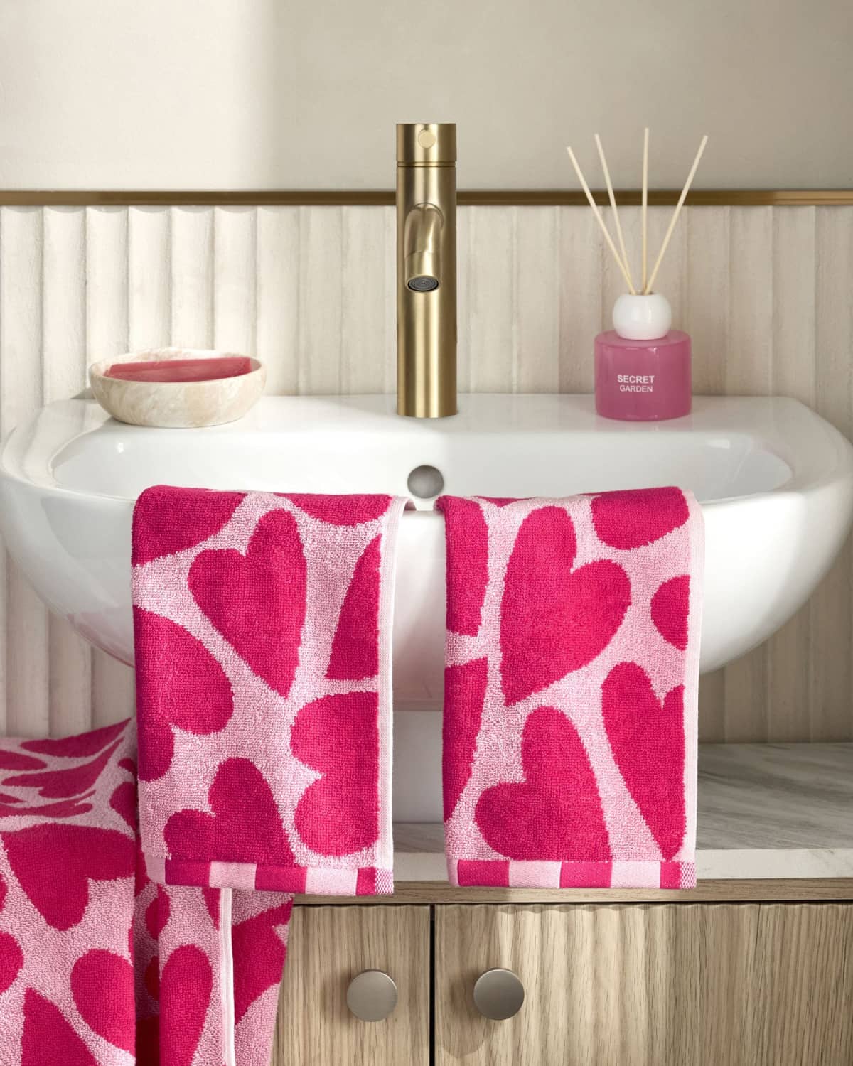 STYLISH HOME UPDATES