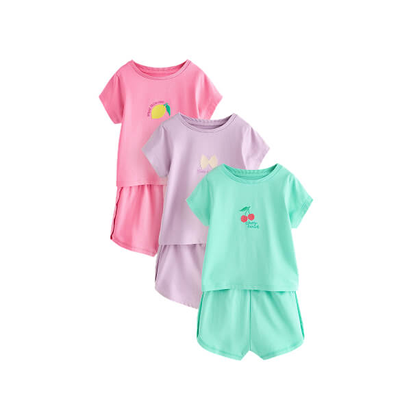 NIGHTWEAR